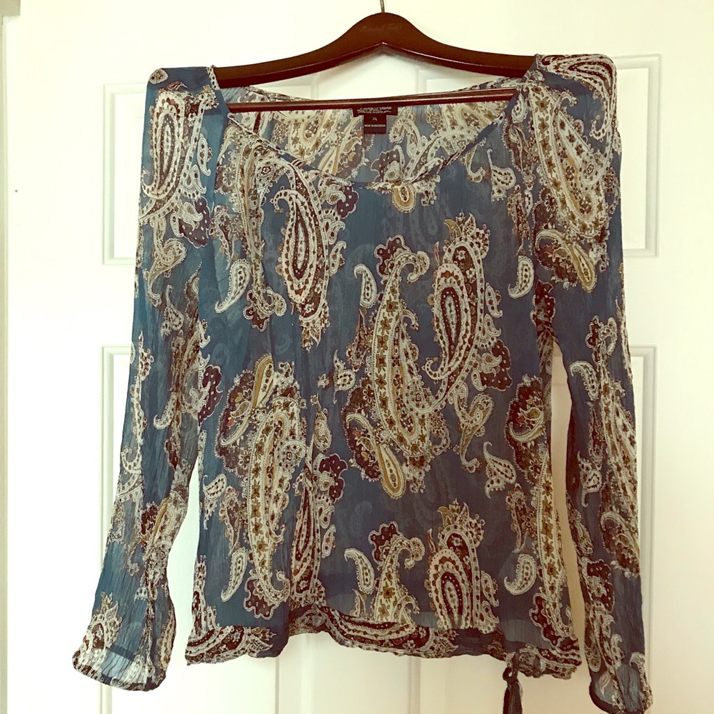 SALE! EUC Sheer Lucky Brand Blouson Top